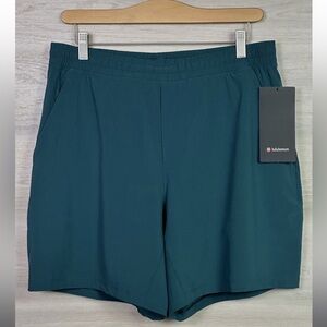 Lululemon Pace Breaker Short 5” Lined Size M Green Jasper